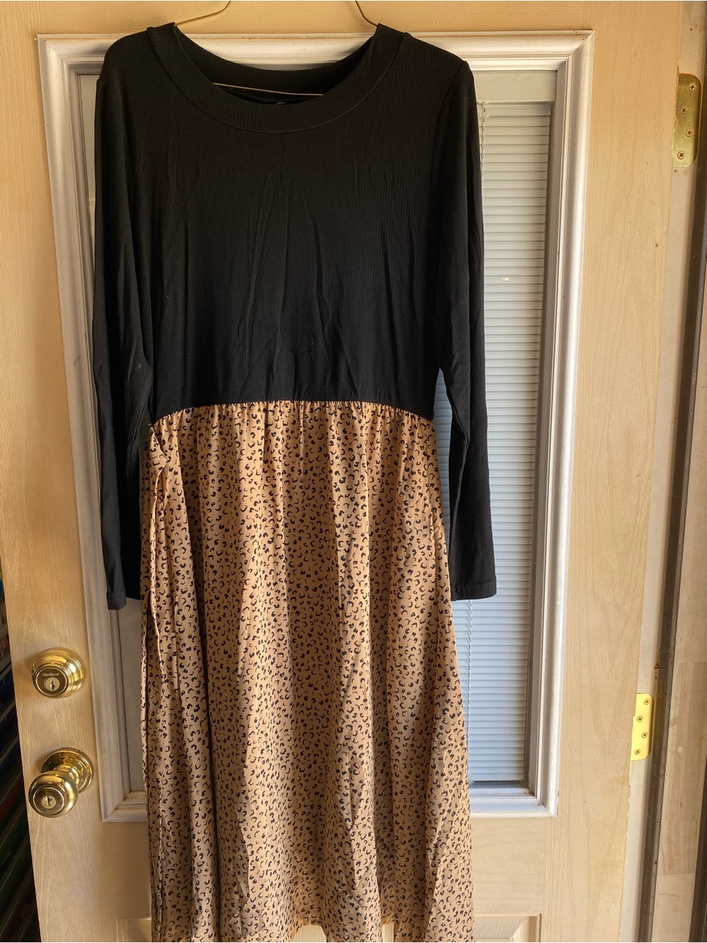 Black & Tan Leopard-Print Long Sleeve Midi Dress